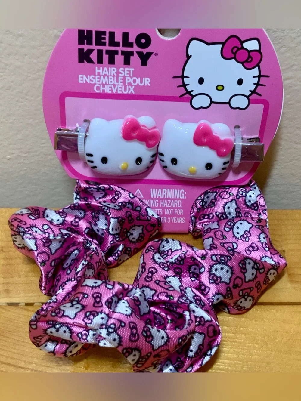 Hello Kitty Hair Set - Picture 2 of 3